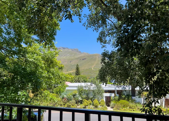 La Terre Blanche Stylish Stellenbosch Accommodation